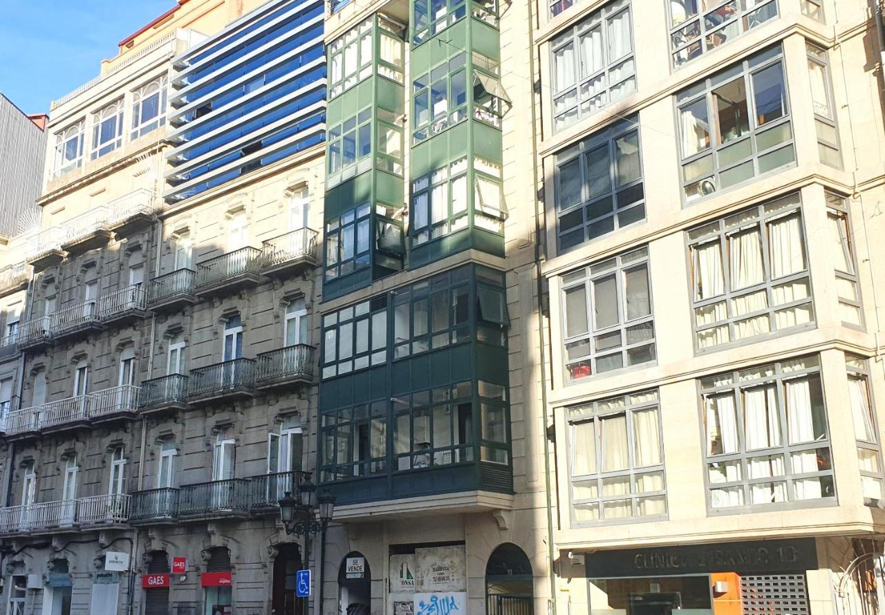 Práctico estudio centro de Vigo Apartamento Exterior foto